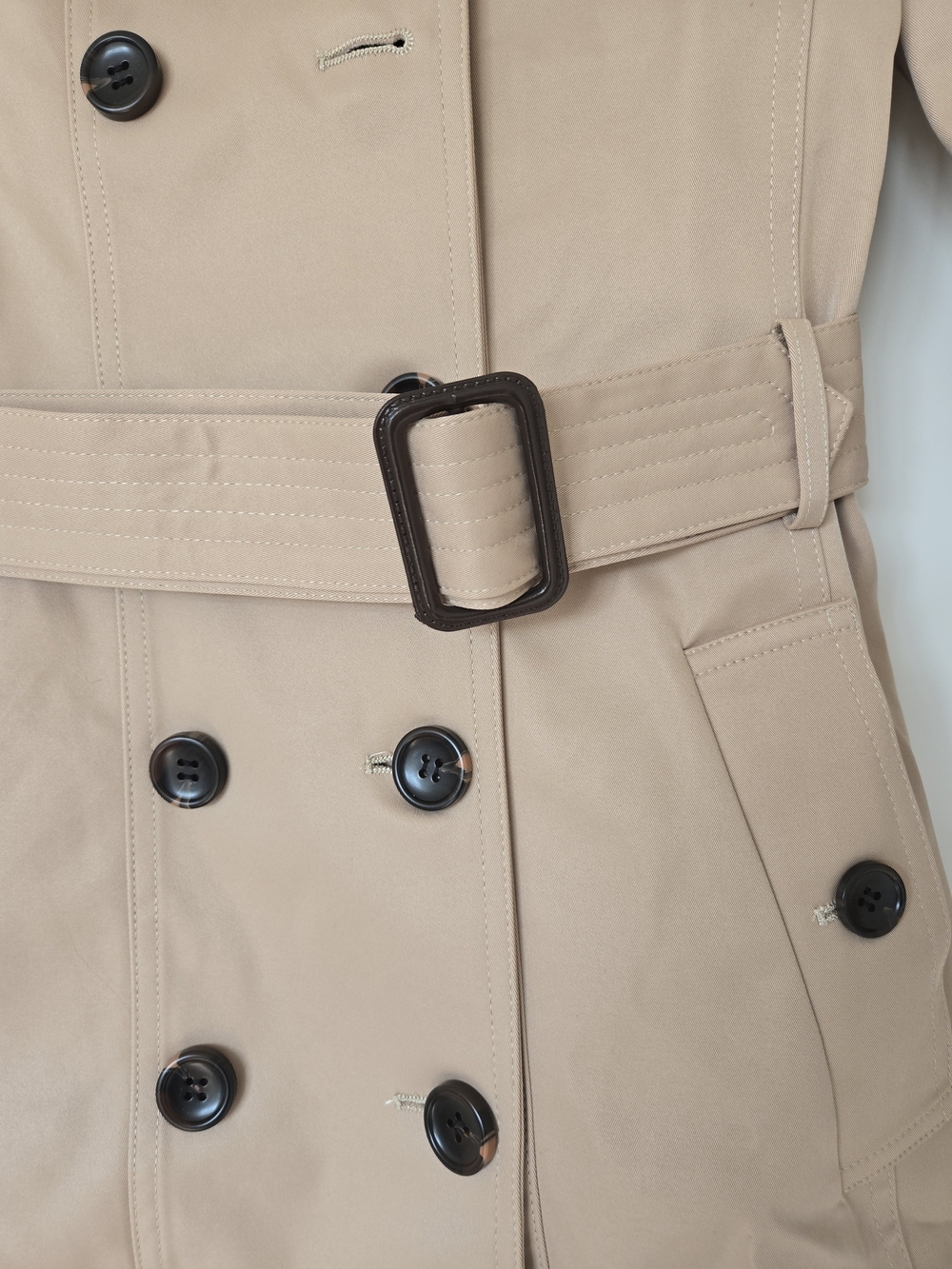 Classic Beige Double-Breasted Trench Coat Size Small – Brand New Belted Jacket - Picture 4 of 13